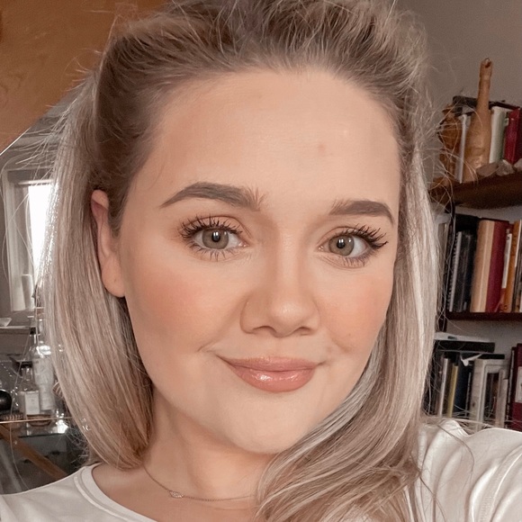 Meet your Posher, Kyra - Picture 2 of 4